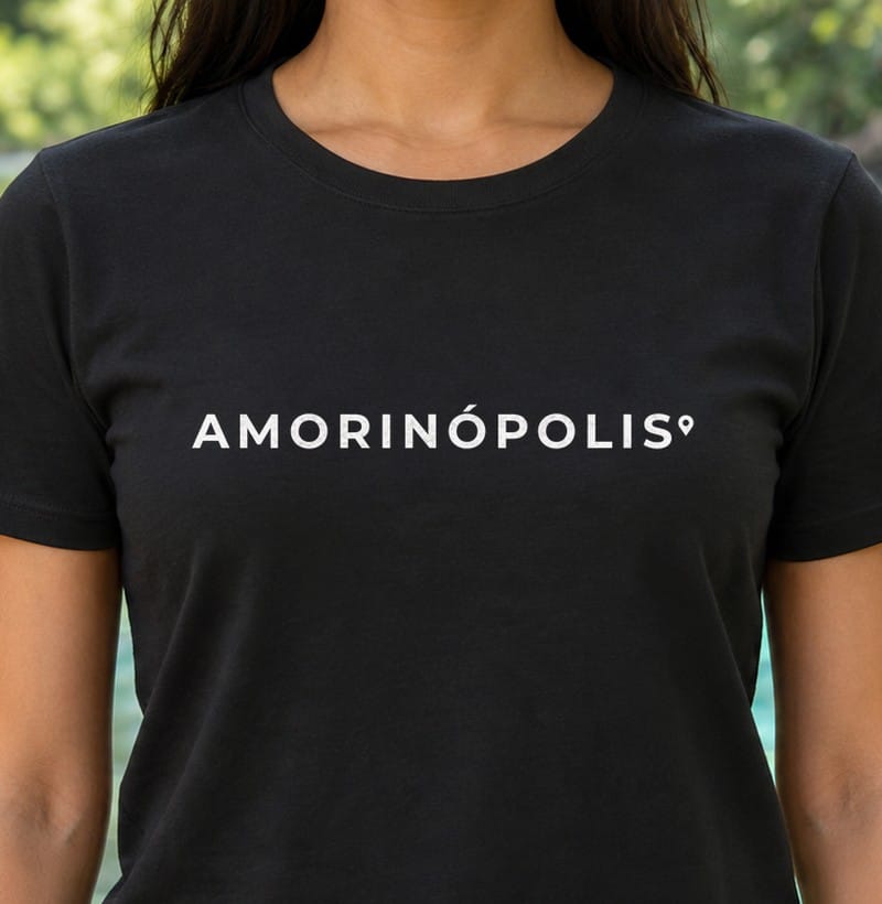 Camiseta Pin de Amorinópolis