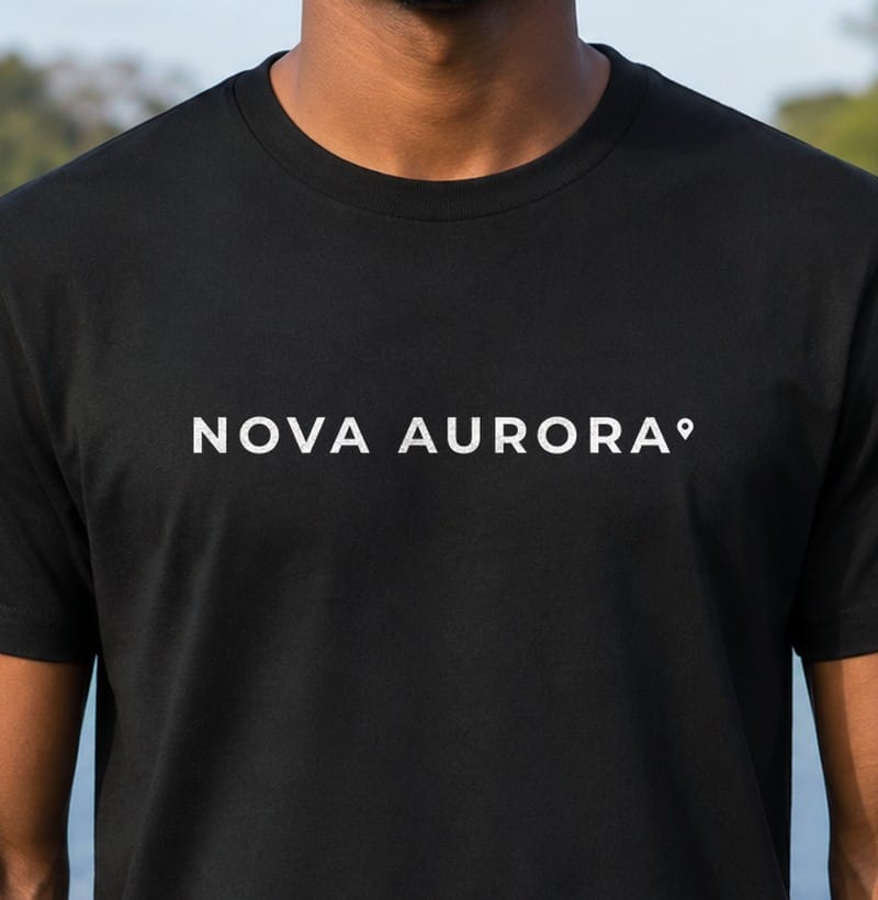Camiseta Pin de Nova Aurora